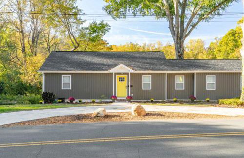 Winston Sleeps 16 - 2 Kitchens - Photo 38