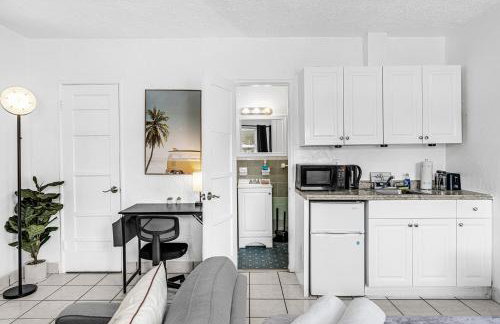 Executive Studio Hollywood Blvd & Near Beach - Foto 11