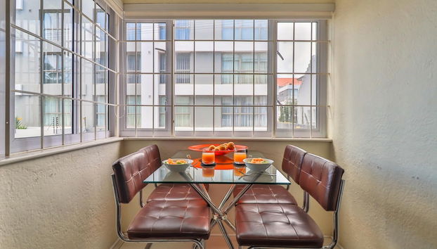 Servicio de comidas en la habitación