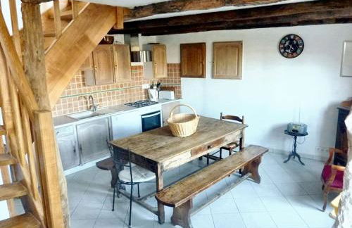 Maison chaleureuse à Lalbenque avec jardin clôturé - Photo 4