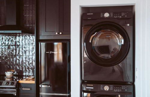 Romantic Desert Escape - Stargazing Dome, Hot Tub, Fire Pit, Hammocks, Cowboy Pool - Foto 45