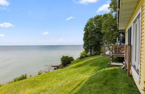 Sunset Haven - Lakeside Retreat in GOTL - Foto 51