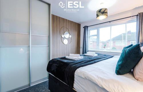 Open Plan - 3 Bedroom House - Garden and Outdoor Seating - Driveway Parking - Short Drive to City Centre - Foto 30