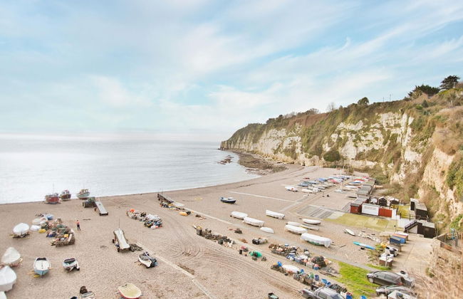 Fantastic 1BD Hideaway, 2 Minutes to the Sea - Photo 26