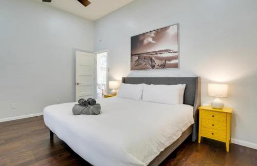 3-BD 2-BA Northern Dallas Retreat Hot Tub and BBQ - Photo 19