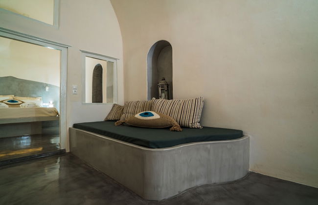 Thetis Cave Houses - Photo 2