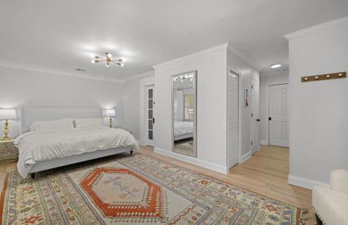 Imperial Porch Haven Cozy Fire Pit Fenced Yard - Foto 37