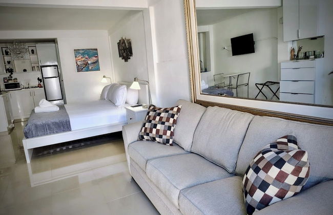 Segovia Studio Units - Photo 13