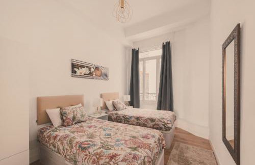 8 rooms, 6 bathrooms over Gran Via Street - Foto 28