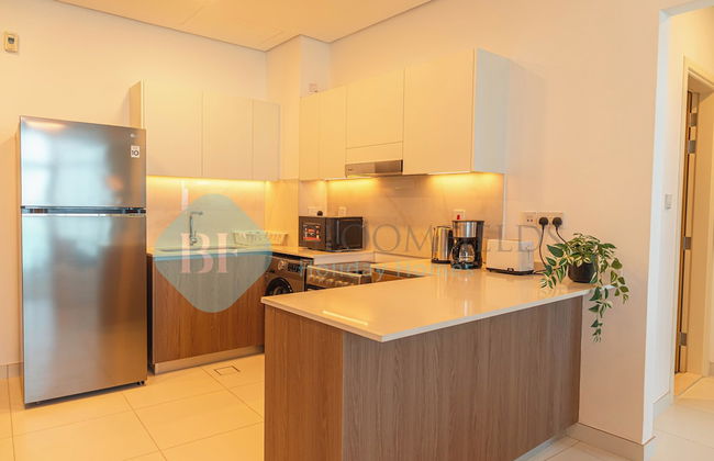 Bloomfields Modern 1BR in Thalassa - Photo 4