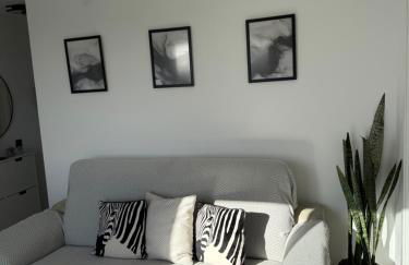 Apartamento Florkin vacacional acogedor recién reformado con vistas al mar - Photo 6