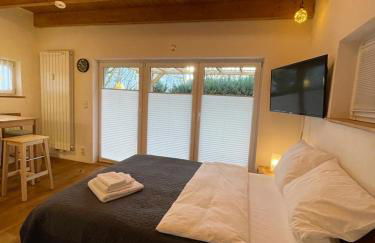 Ferienwohnung im Stadtzentrum von Bernau - Komfortable Wohnung mit 2 Zimmern, Bad, Spülmaschine, Waschmaschine, komplette Küche, WLAN, Terrasse, ruhige Lage - Foto 8