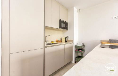 ViVi Homes - Galatea Pool, Gym, Sauna & Beach - Foto 13