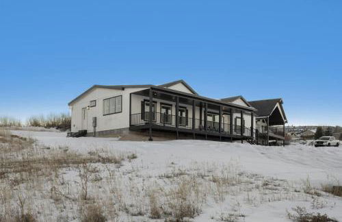 New Bear Lake Home with Beautiful Fall Views - Photo 40