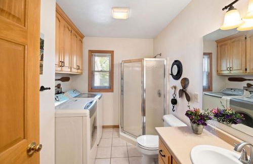 Top of the Hill Cabin by Simple Life Rental - Foto 69