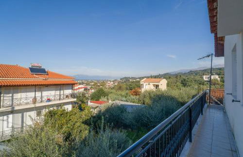 Modern 3 Bed Home with Balconies and Sea Access - Foto 66