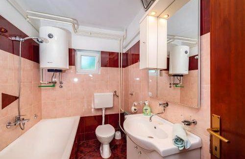 Spacious Holiday Home Joy with pool and playground, Suhovare - Foto 63