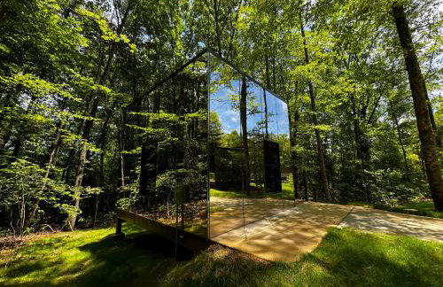 Couples Mirror Cabin -Looking Glass at Valley Bear Farms Resort - Foto 5