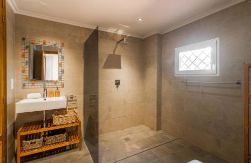 Tamango Hill, Nerja - Photo 17