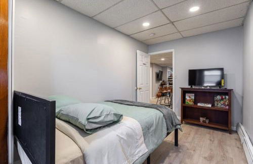 Updated 3BR 2BA Apartment Near NYC Airport - Foto 46