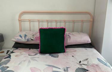 Entire Studio Apartment Private Entrance - Photo 15