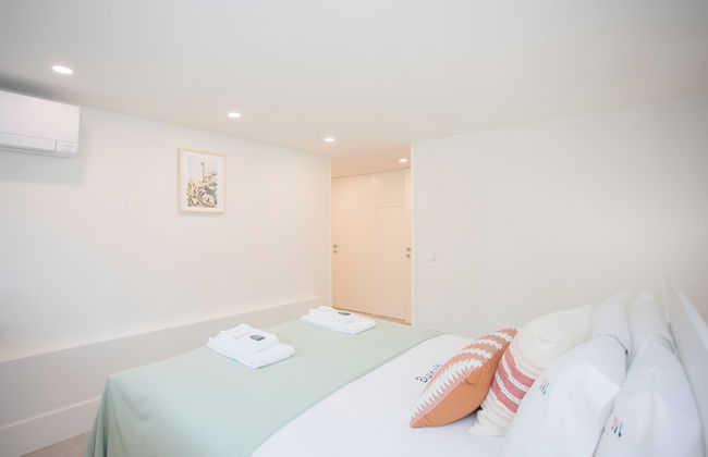 Liiiving in Porto - Haven Pool Apartment - Photo 11