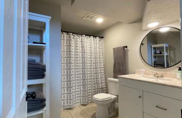 Ray's Place - Photo 13