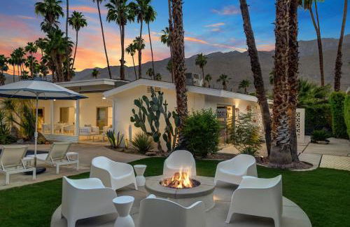 Ultra-Chic LUXE Mid-Century Estate- Resort Like Pool, Spa, Firepit, Outdoor Kitchen 3BED/3BATH - Foto 19