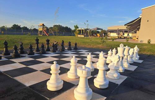 Olympia Suites - Photo 15