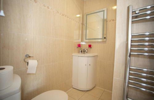 Henbury Hide - Photo 14