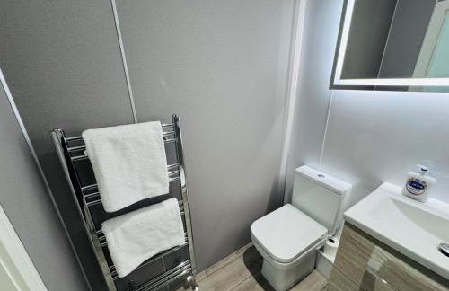 Ash Residence - Lovely 2 spacious bedrooms city centre flat with private parking - Photo 15