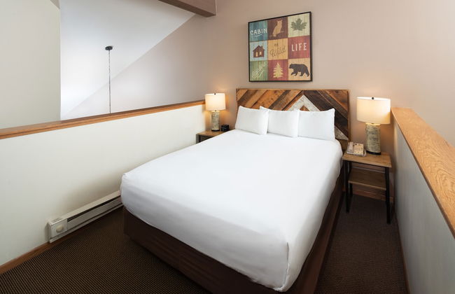 Timber Ridge Lodge and Waterpark - Photo 7