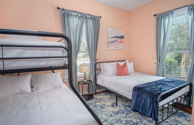 Comfy and Incredible Fenced 2BR 2 BA Near Downtown - Foto 6