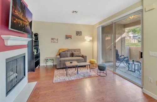 Heart of Carmel Valley 2BR, Families and Corp Stays - Photo 4