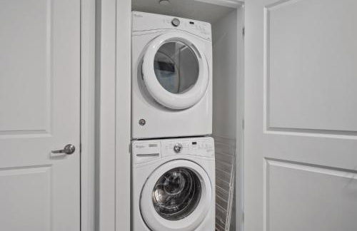 Deluxe 1BR 1BA Pool, Gym, Htub, Pkg - Foto 30