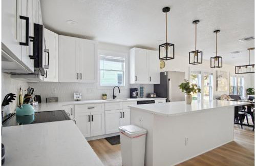 Stylish Spacious Comfort 4BR3BA Downtown Gem - Foto 12