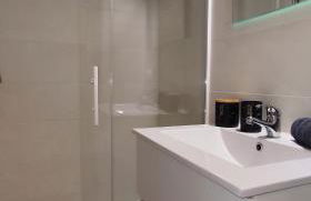 Sullenza # Parking - Proche Centre - Vue Montagne - Foto 7