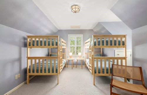 The Greensboro Manor HotTub FirePit Basketball 15 Min To Sedgefield CC - Photo 50