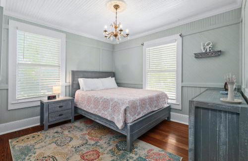 Secret Garden Hideaway l Walk to DNTN l Sleeps 8 - Foto 55