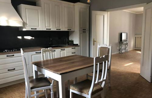 Casetta in piazza nel paese dei ciliegi - Foto 1