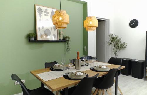 Moderne Wohnung mit Balkon ideal für Familien und Geschäftsreisende - Photo 23