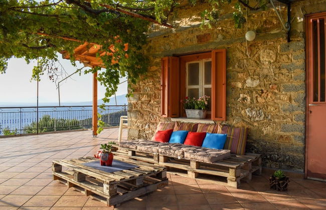 Coastal Stone Residence With Spectacular Scenery - Foto 4