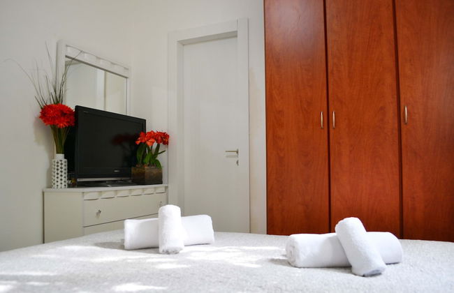 Beautiful Modern Apartment 3BDR E3 - Photo 4