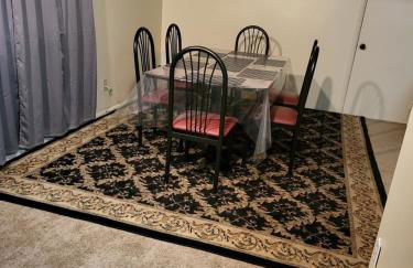 Tiny Cute Home 9 miles from Stone Mountain Park - Foto 4