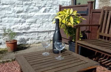 Middlehope Cottage - Photo 4