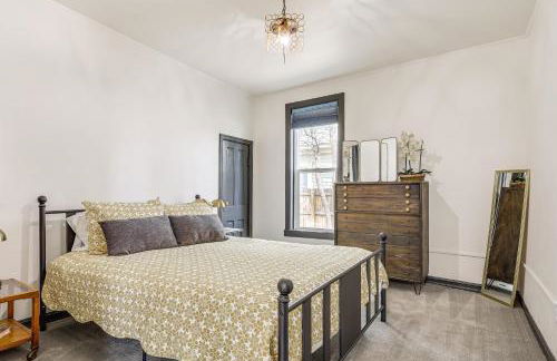 Walk to Dtwn Home with Vintage Charm in Cañon City! - Foto 15