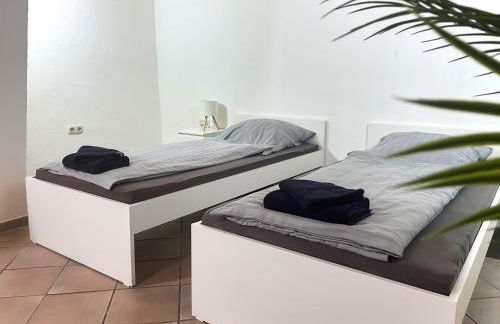 bookandstay24 Groß-Zimmern 2 Zimmerwohnung mit Küche und Terrasse bei Darmstadt, Frankfurt, RheinMain Gebiet - Foto 6