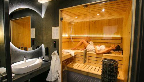 Projekt ŚWIT - domki z prywatną jacuzzi i sauną - Foto 4, towels, Shower