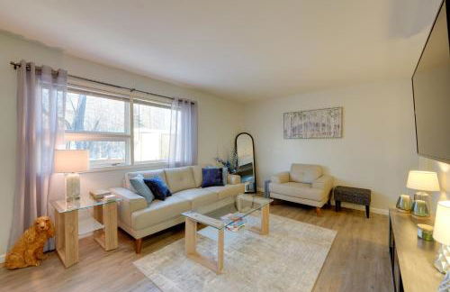 U-Med District Townhome with Private Yard and Grill - Photo 4