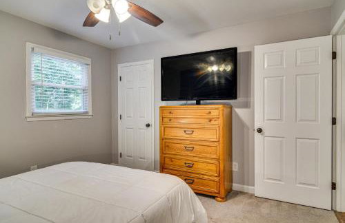 Private Yard and Deck High Point Home Base! - Foto 17